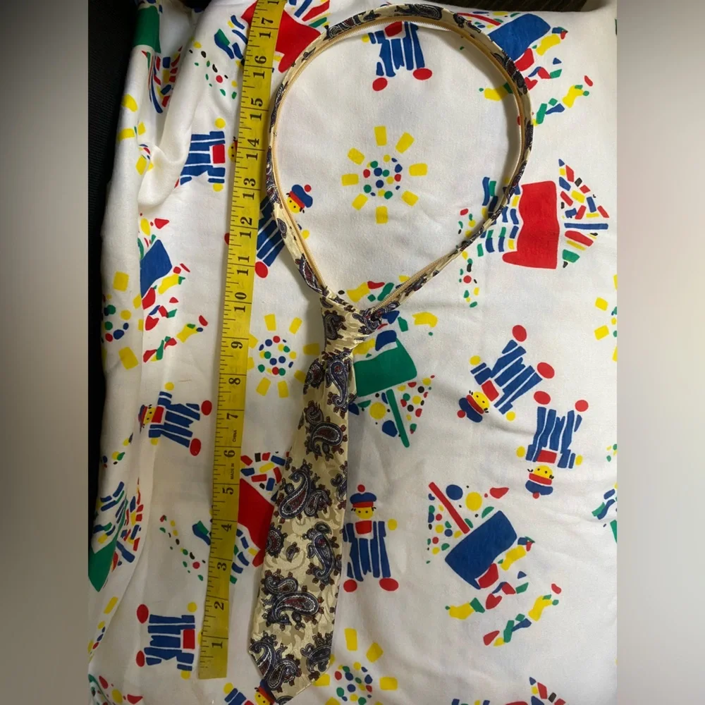 Small Little Kids Adjustable Paisley Patterned Tie